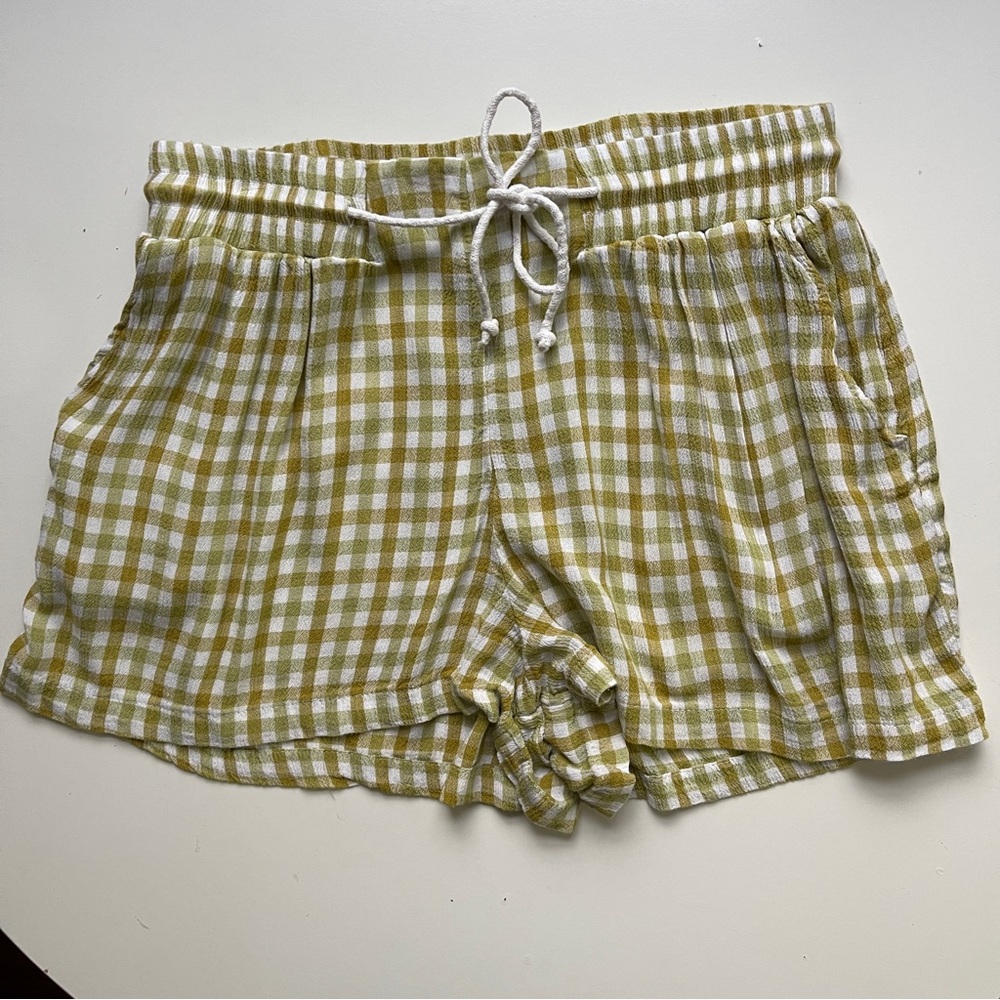 Billabong High Waist Vichy Shorts in Yellow and White Size L